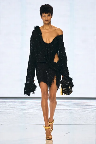 Look 43